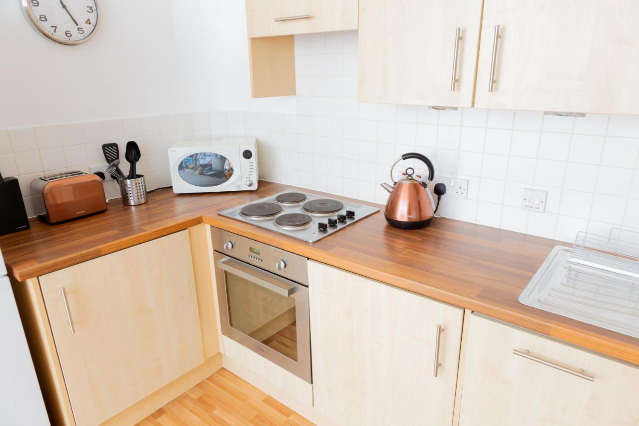 Modern Merchant City Apartment By George Square Glasgow Exterior foto