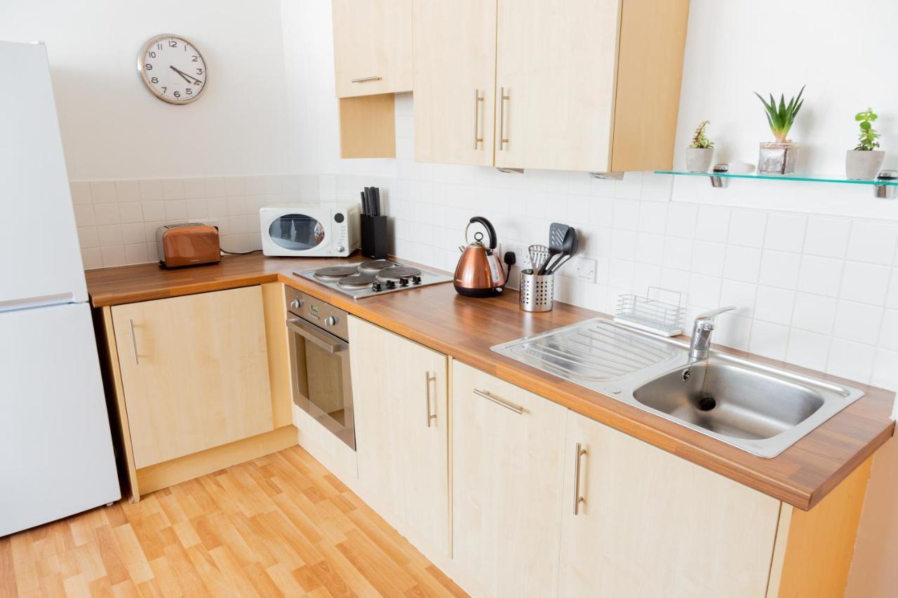 Modern Merchant City Apartment By George Square Glasgow Exterior foto